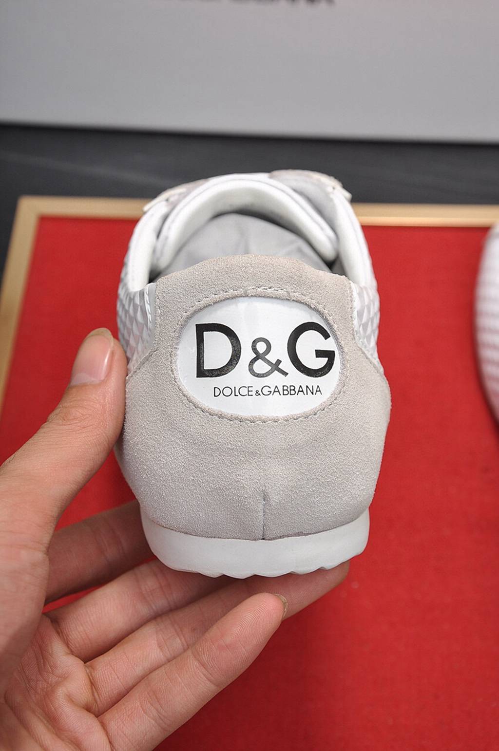D*G sneaker